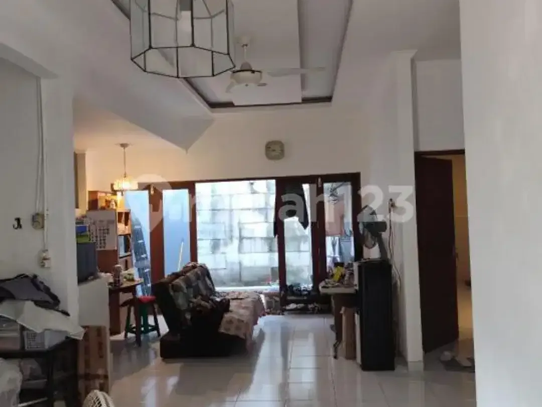 Rumah Estetik Area Perumahan Sejuk dan Ramah Keluarga - Image 3 of 10