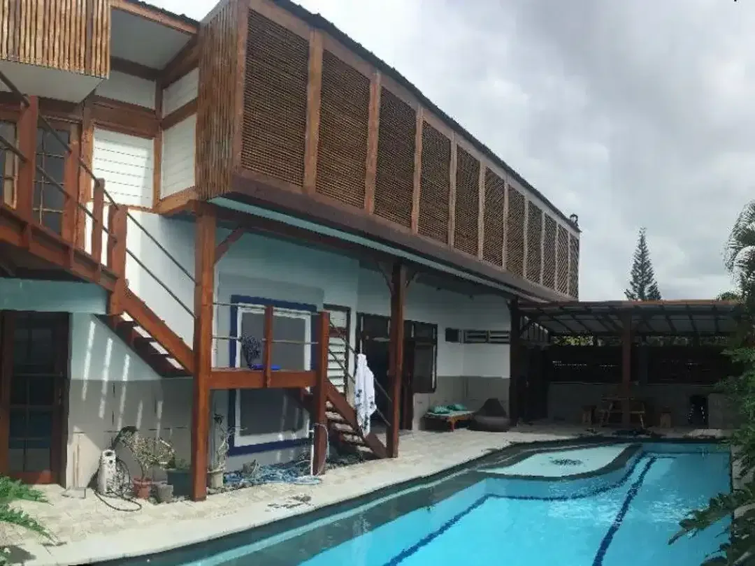 UNIQUE SPACIOUS 2 STOREY VILLA IN NUSA DUA - Image 9 of 10