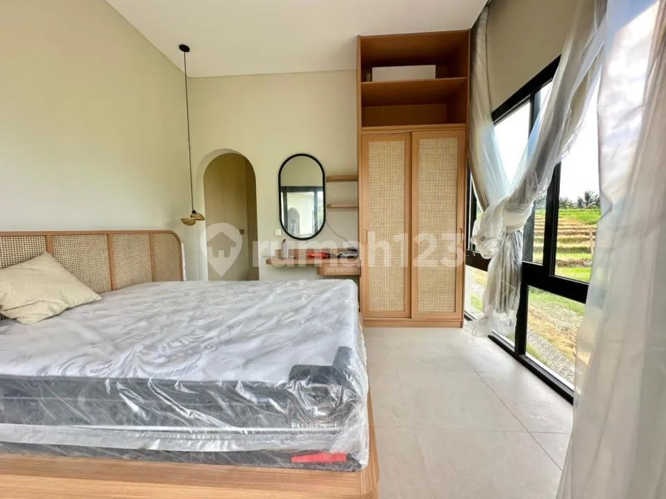 Villa Baru 2 Lantai Full Furnished Pool View Sawah Alam Beraban - Image 1 of 4