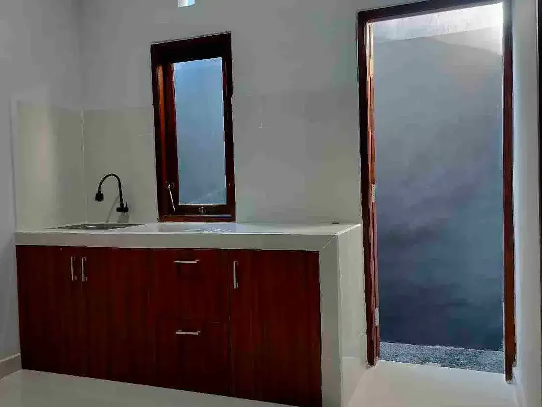 Di jual baru baru minimalis siap huni yang berlokasi di perumahan Griya Wahyu Indah sempidi Badung tidak jauh ke Puspem Badung - Image 10 of 10