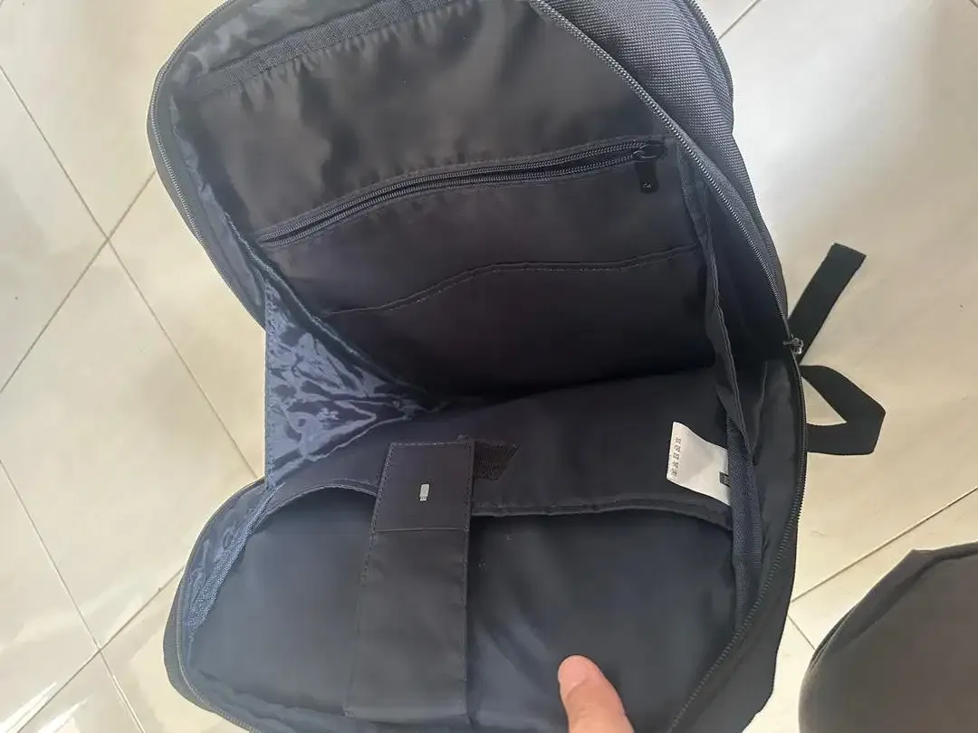Xiaomi Classic Business Backpack Original - Image 3 of 4