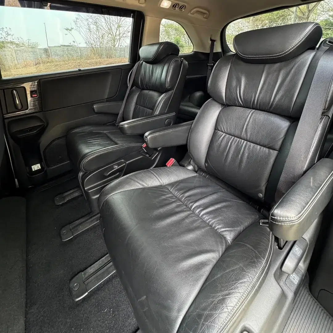Honda Odyssey E 2.4 CVt 2016 - Image 9 of 10