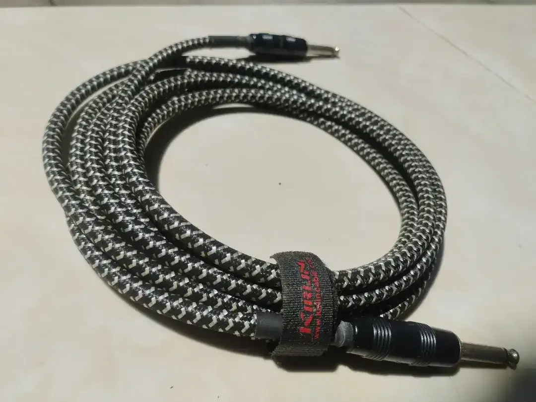 Kabel jack KIRLIN second Like New panjang 3 meter Murahh - Image 1 of 3