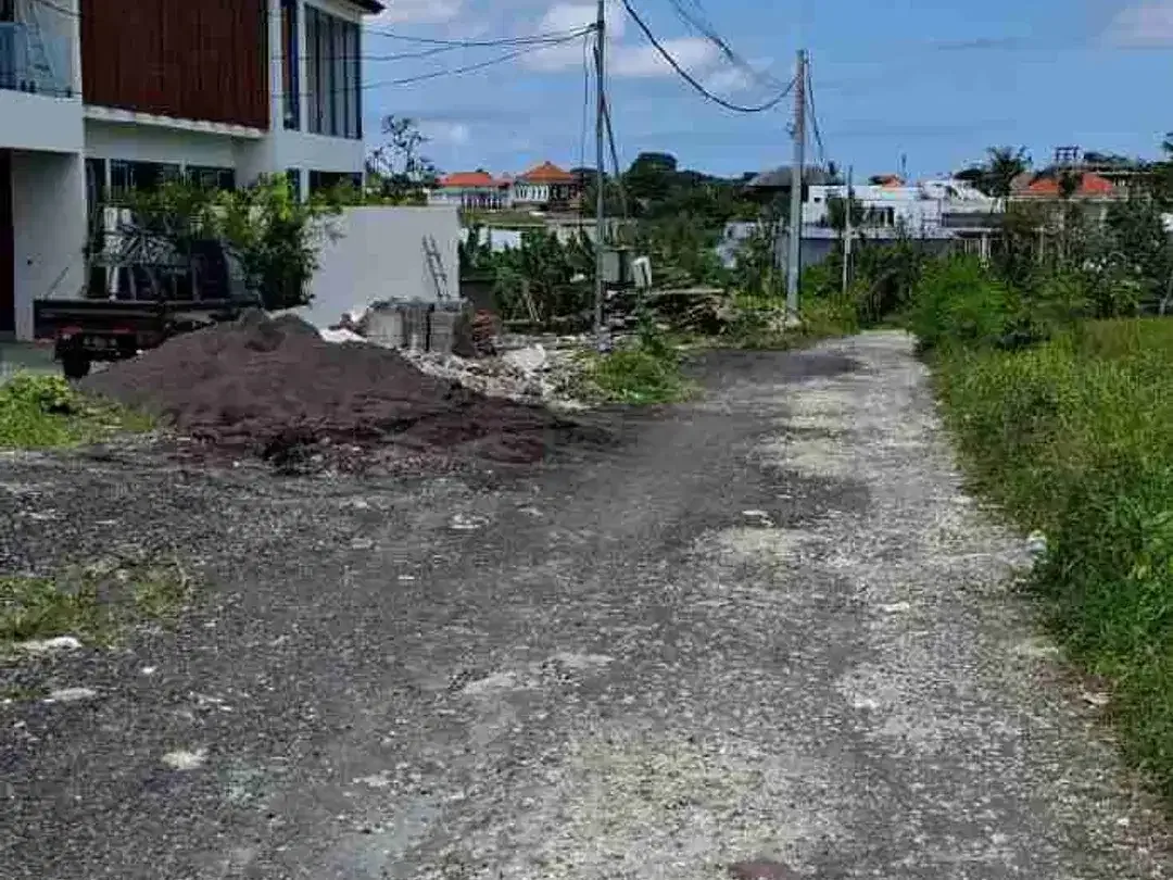 DI JUAL TANAH PREMIUM TUMBAKBAYUH BADUNG BALI - Image 2 of 8