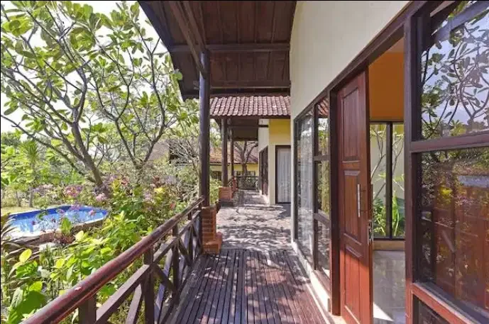 VILLA FULLY OPERATED FREEHOLD IN LOVINA BULELENG - Image 7 of 10