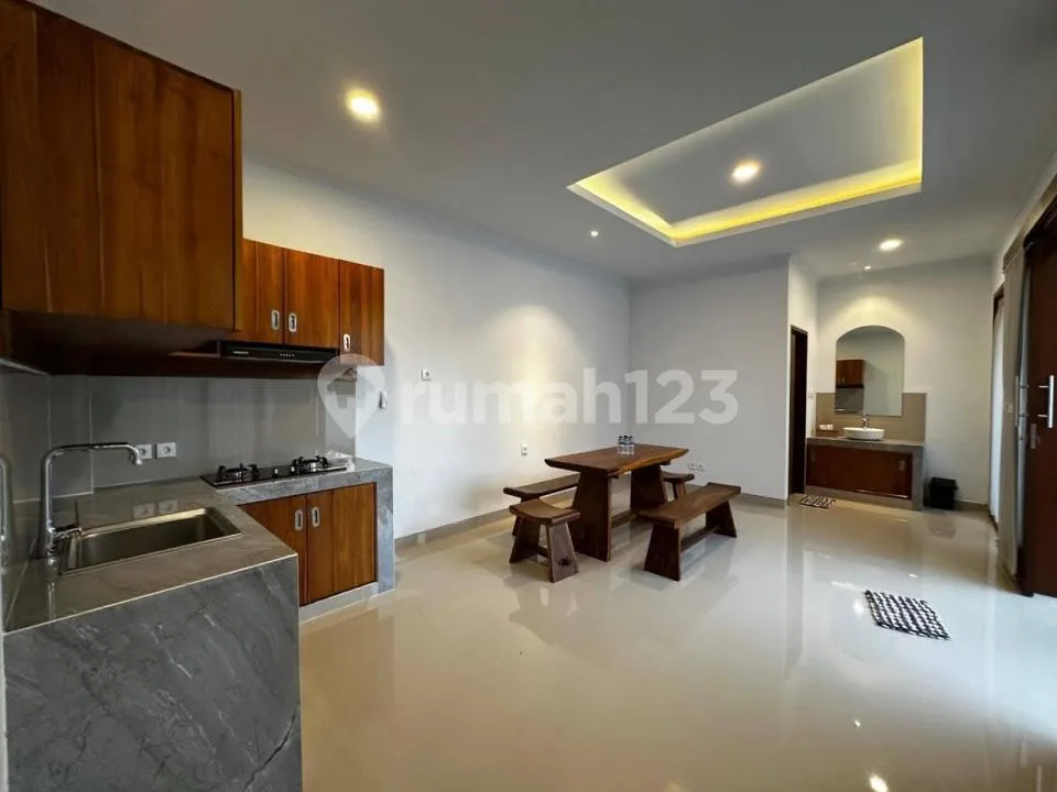 Villa Lokasi Strategis dengan Rooftop View Jungle di Padonan - Image 4 of 4