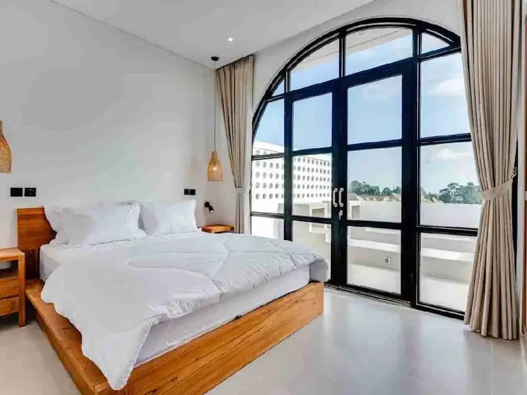 3 Badrooms villa near areas canggu, Bali - Image 6 of 10
