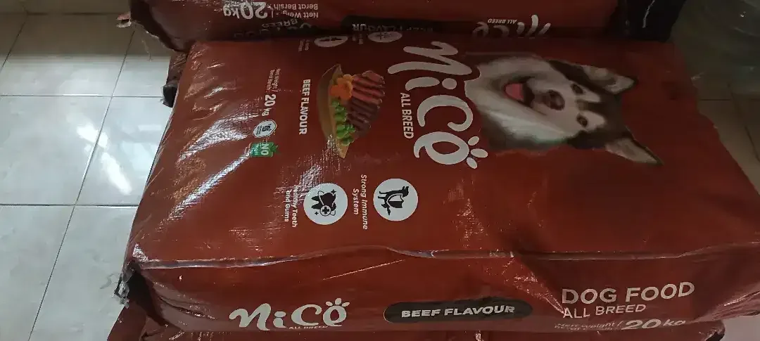 Dog food nice beef - Image 1 of 3