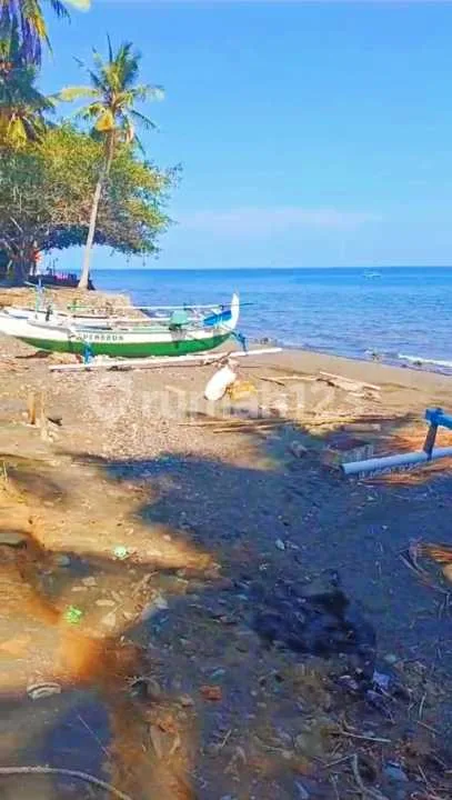 Beachfront Land 16 Are Pinggir Pantai Tejakula Buleleng Bali - Image 1 of 4