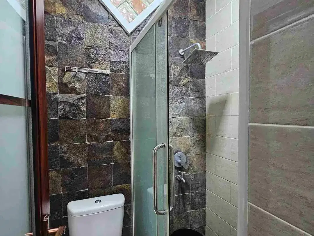 Rumah Cantik Terawat Siap Huni di Pemogan Denpasar Selatan - Image 8 of 10