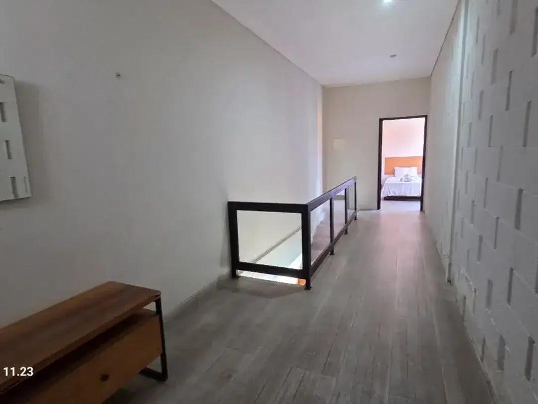 MINIMALIST MODERN VILLA AT CANGGU ONLY 5 MIN TO BEACH FOR LEASE - Image 5 of 10