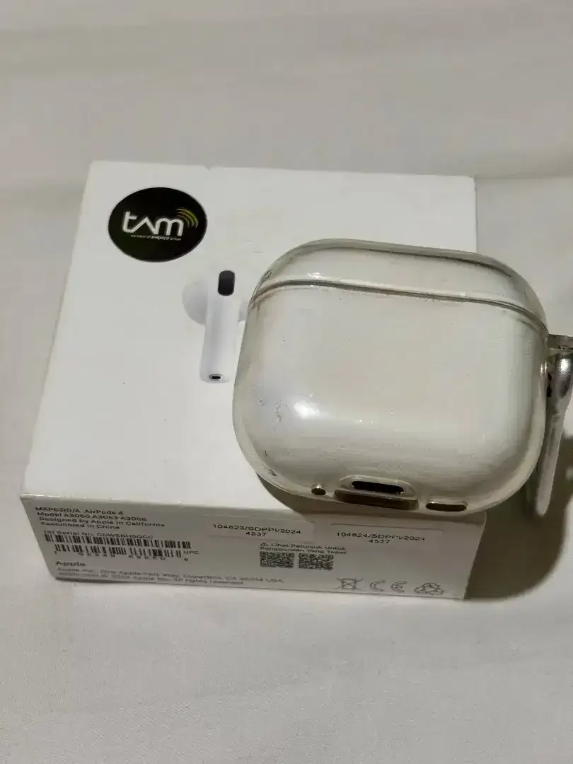Airpods 4 Non ANC Original TAM Pemakaian Pribadi - Image 1 of 7