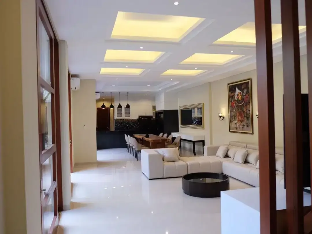 DIJUAL VILLA BARU FULL FURNITURE - Image 1 of 10