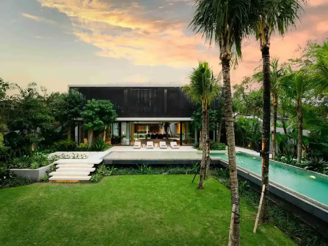 DIJUAL VILLA MEWAH, PERERENAN, BADUNG - Image 9 of 10