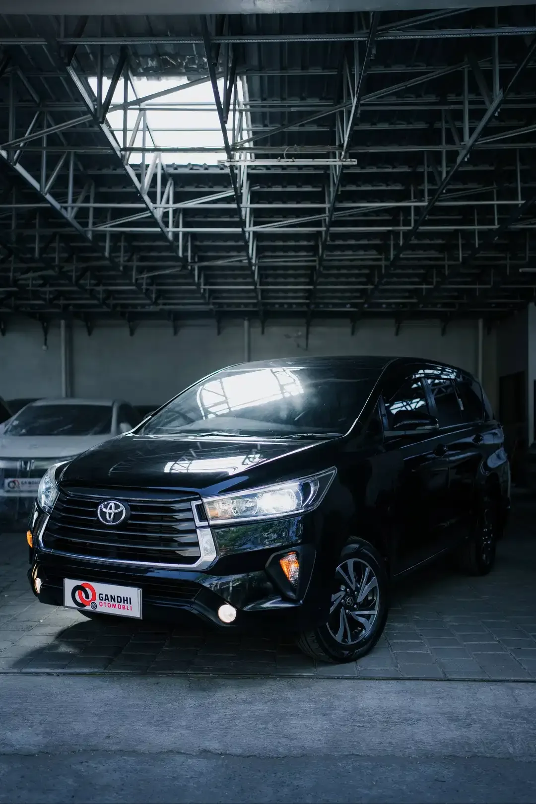 INNOVA REBORN G 2.4 DIESEL AT 2024 - Image 3 of 10