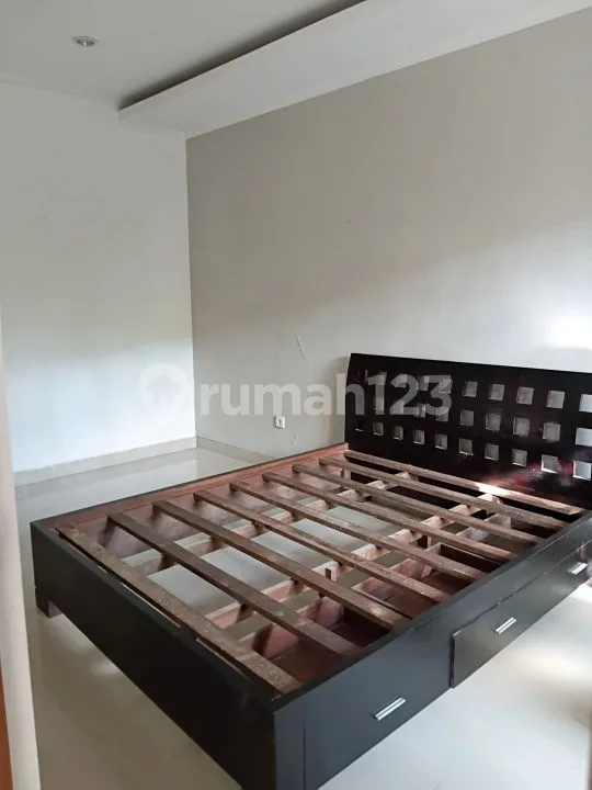Disewakan Rumah Murah di Petitenget Seminyak. LT 143M2. Harga 135 Juta Per Tahun - Image 4 of 4