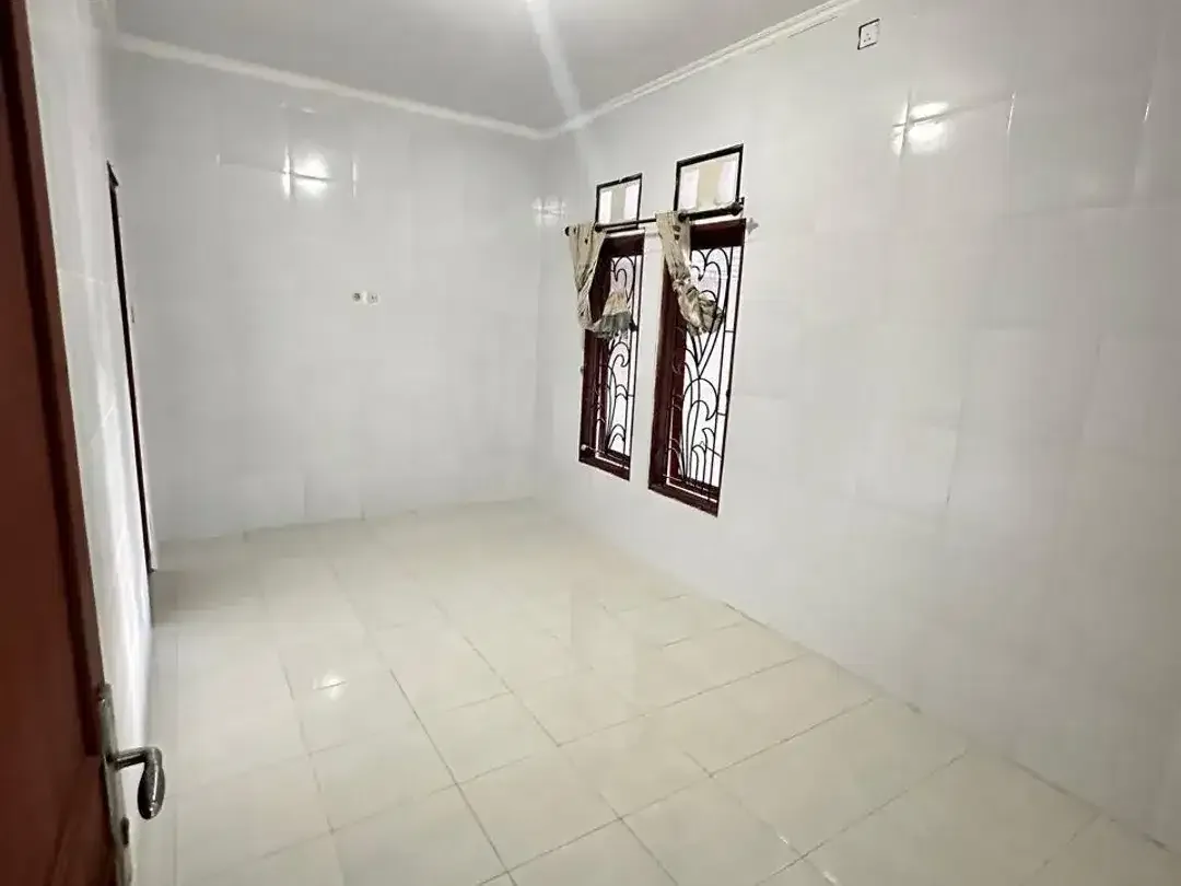 Disewakan Rumah di Perum Kori Nuansa Jimbaran - Image 9 of 10