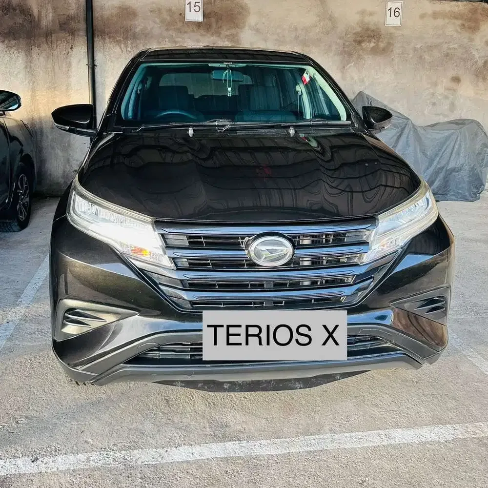 Daihatsu Terios 2022 Bensin - Image 3 of 8