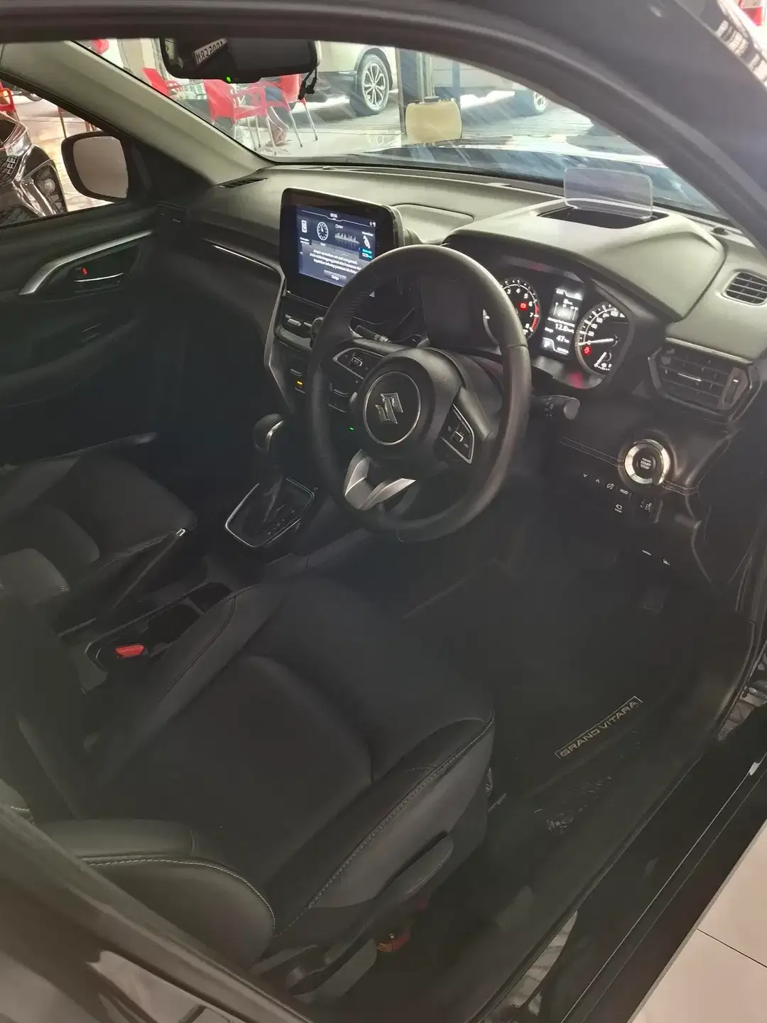 SUZUKI GRAND VITARA GX HYBRID 2024 - Image 5 of 7
