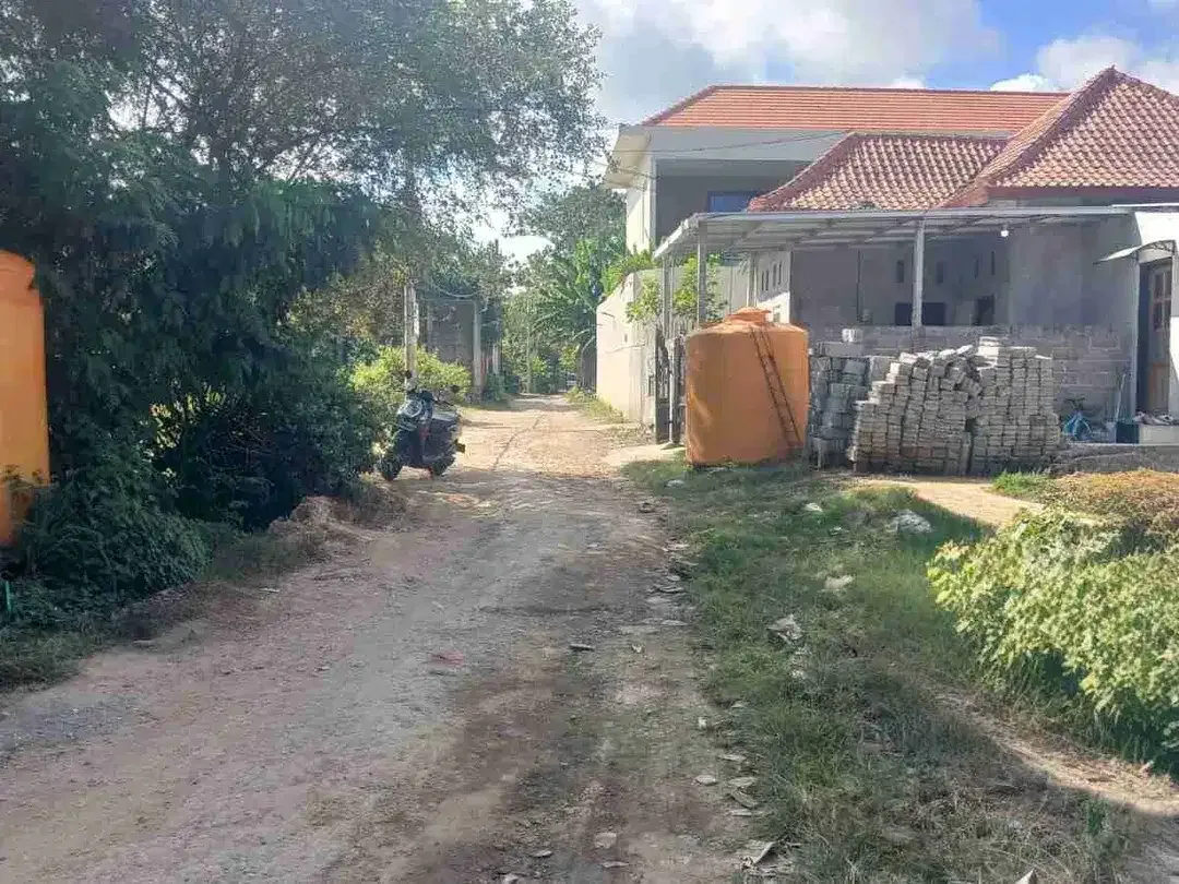 Dijual Tanah lokasi Strategis Gg. Kapuk, Jalan Pura Masuka Ungasan, Kuta Selatan - Bali. - Image 3 of 5