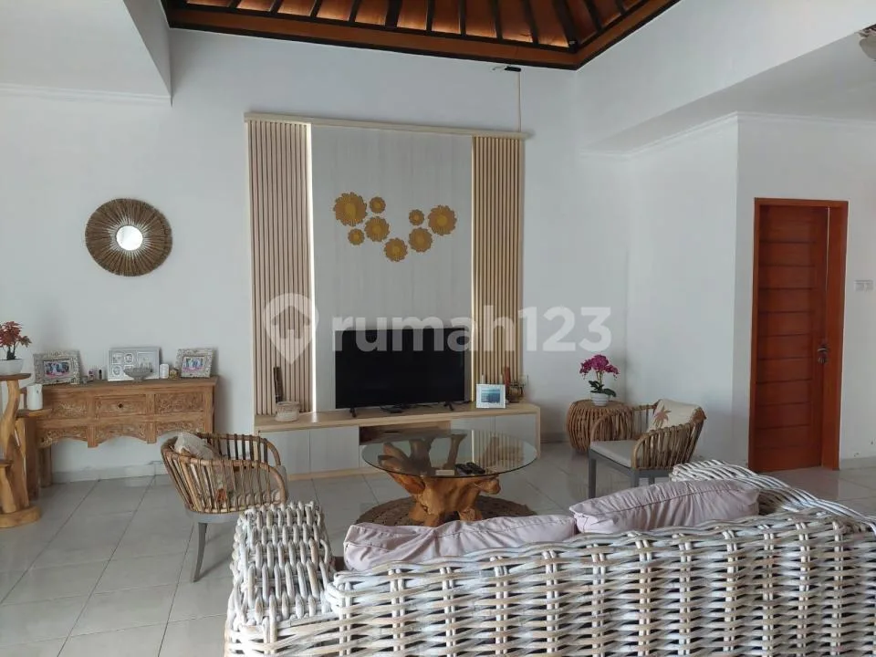Rumah Modern di Cluster Yudistira, Pecatu Indah Resort - Image 3 of 4