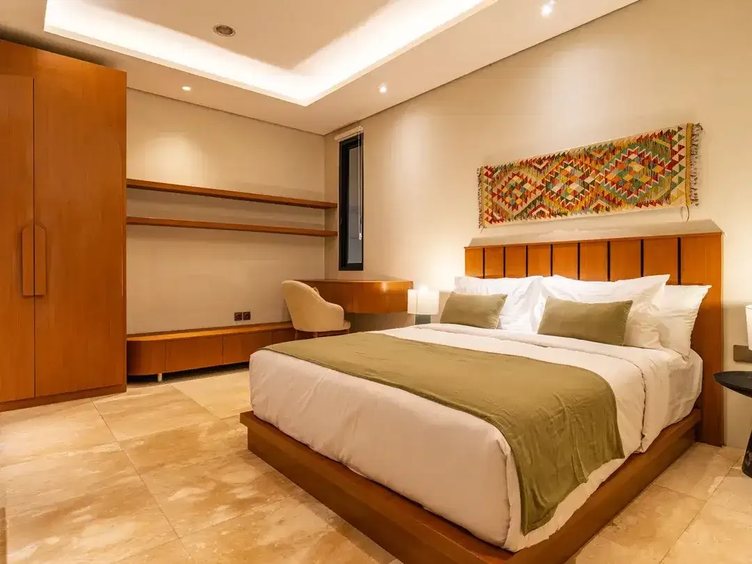 FOR SALE LUXURY VILLA IN THE HEART OF SEMINYAK - Image 4 of 10