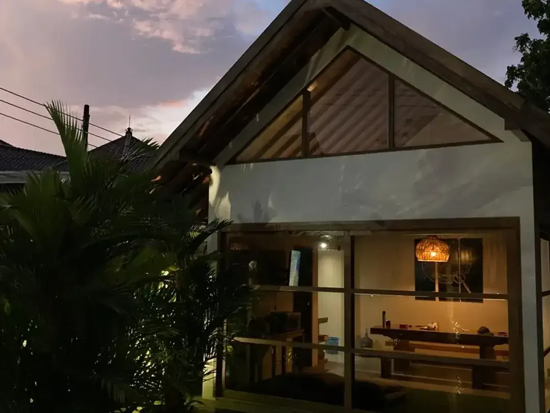 Vila Mewah Lokasi Premium Dekat Seminyak Kerobokan - Image 8 of 10