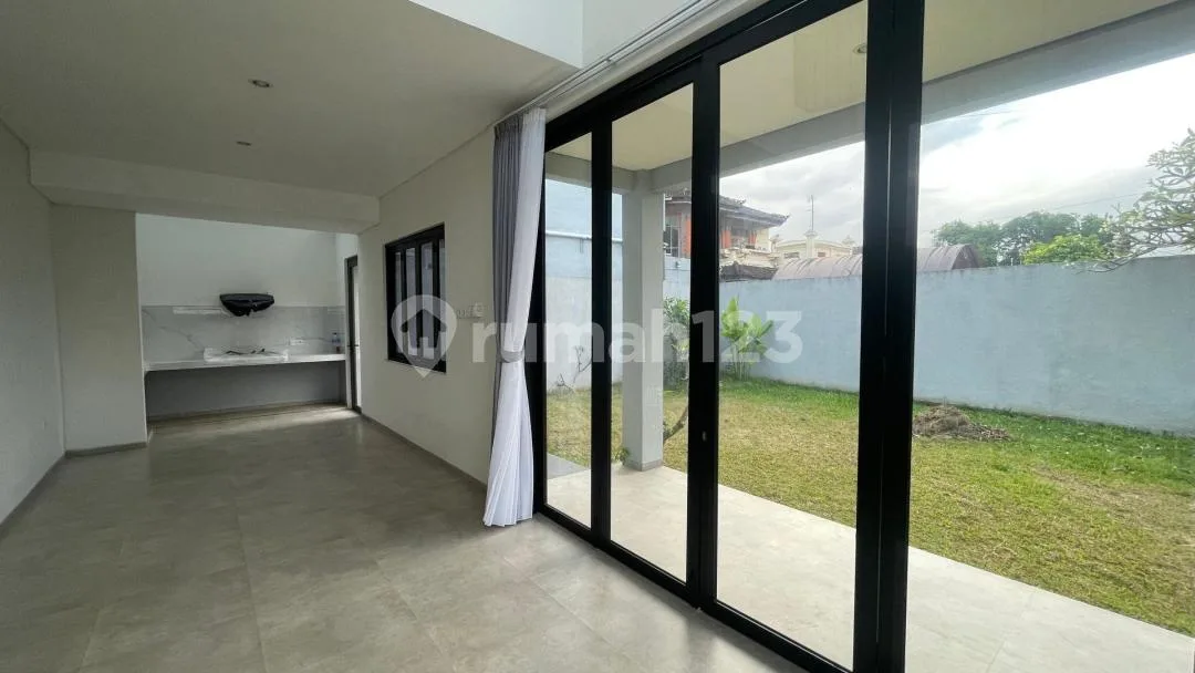 Brand New Rumah Modern Dekat Pantai Sanur SHM Freehold - Image 4 of 4