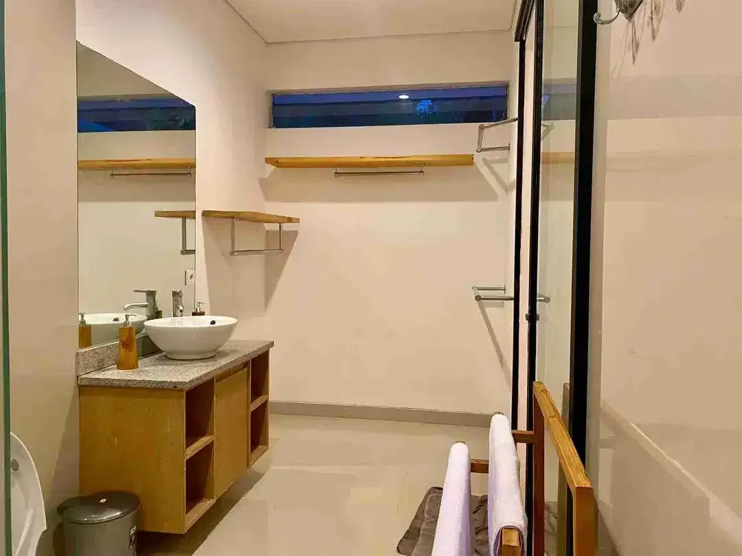 DISEWAKAN VILLA BAGUS DAN LUAS SUPER STRATEGIS DI JL. BEDUGUL CANGGU, BALI - Image 9 of 10