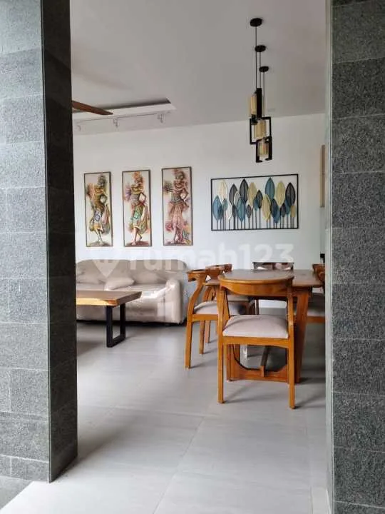 Villa in Pecatu, Badung, Bali - Image 2 of 4