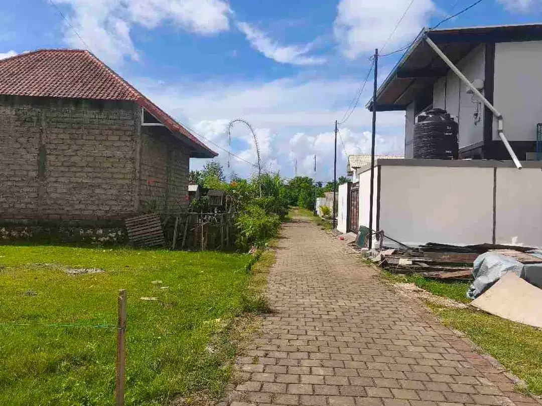 dikontrakkan tanah 10 are harga 10 juta /are /th kawasan GWK ungasan Kuta Selatan Badung Bali - Image 2 of 10