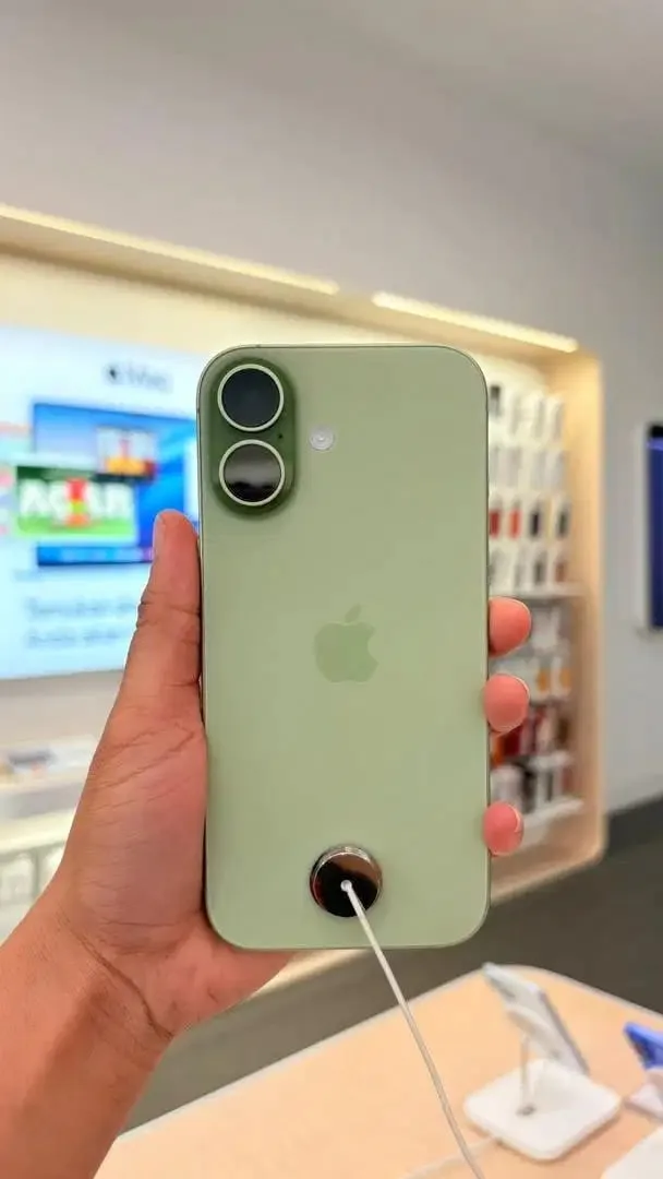 Readi stok iphone 17 Series new bergaransi resmi apple - Image 2 of 3