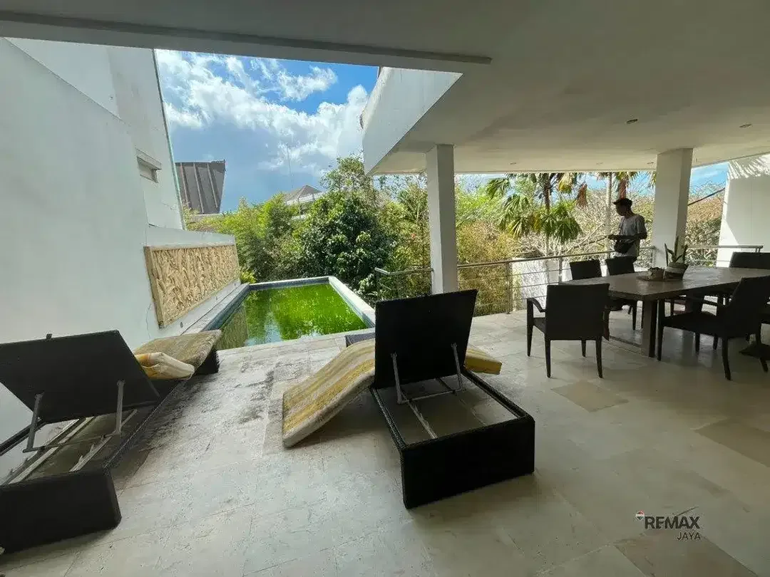 Elegant 3Br Villa For Rent In Jimbaran With Spacious Private Terraces - Image 8 of 10