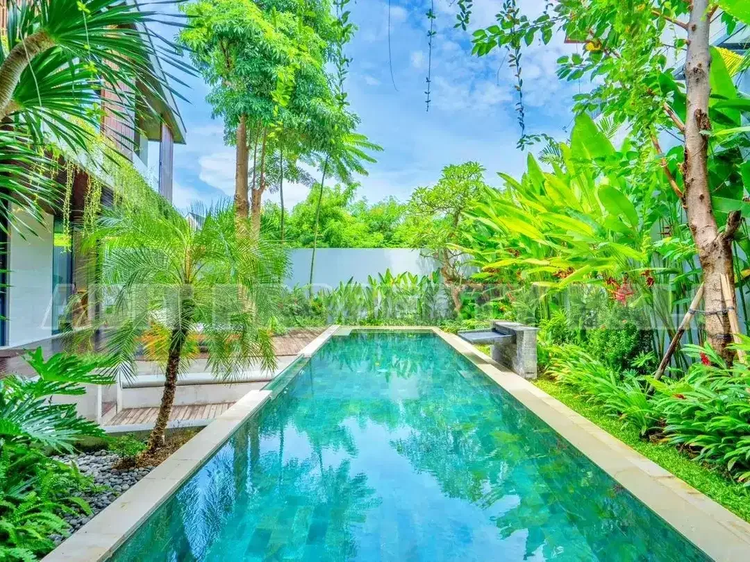 Brand New Villa Modern Tropical Umalas Kerobokan Badung - Image 9 of 10