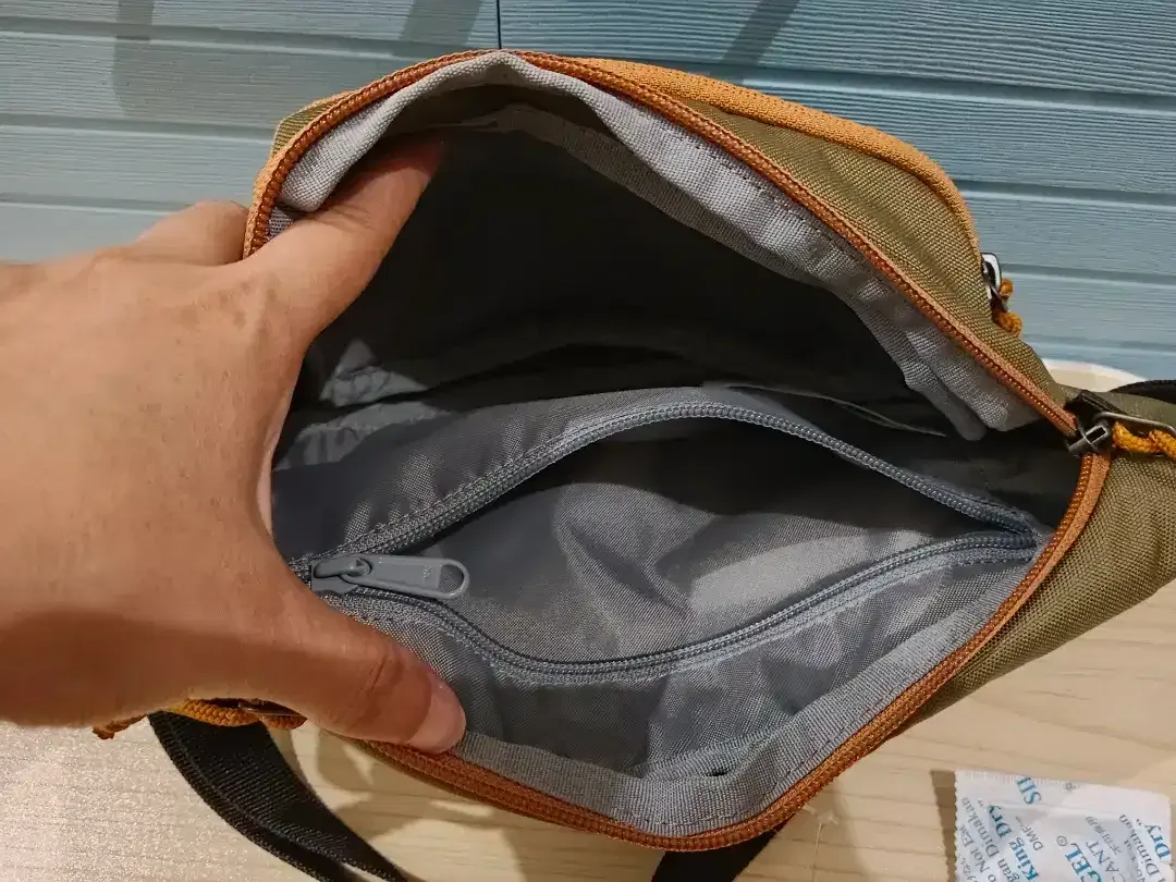 Tas Selempang/Waist/Pinggang Merk EIGER Dijamin ORIGINAL 3L 35x10x15cm - Image 6 of 8