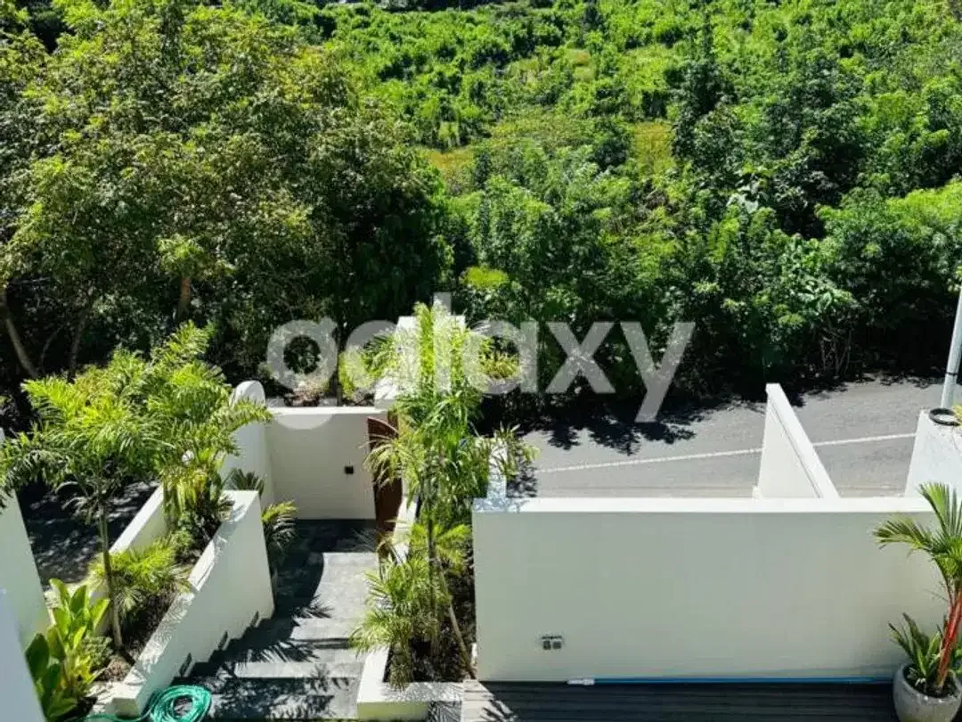 VILLA TROPIS MODERN 2 LANTAI DI CEMPAKA SARI UNGASAN BADUNG, BALI - Image 4 of 10