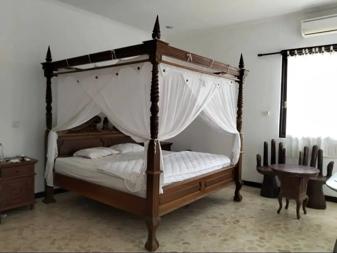 VILLA FOR SALE WITH NUANCE TROPICAL FOREST NEAR BEACH - Image 7 of 10
