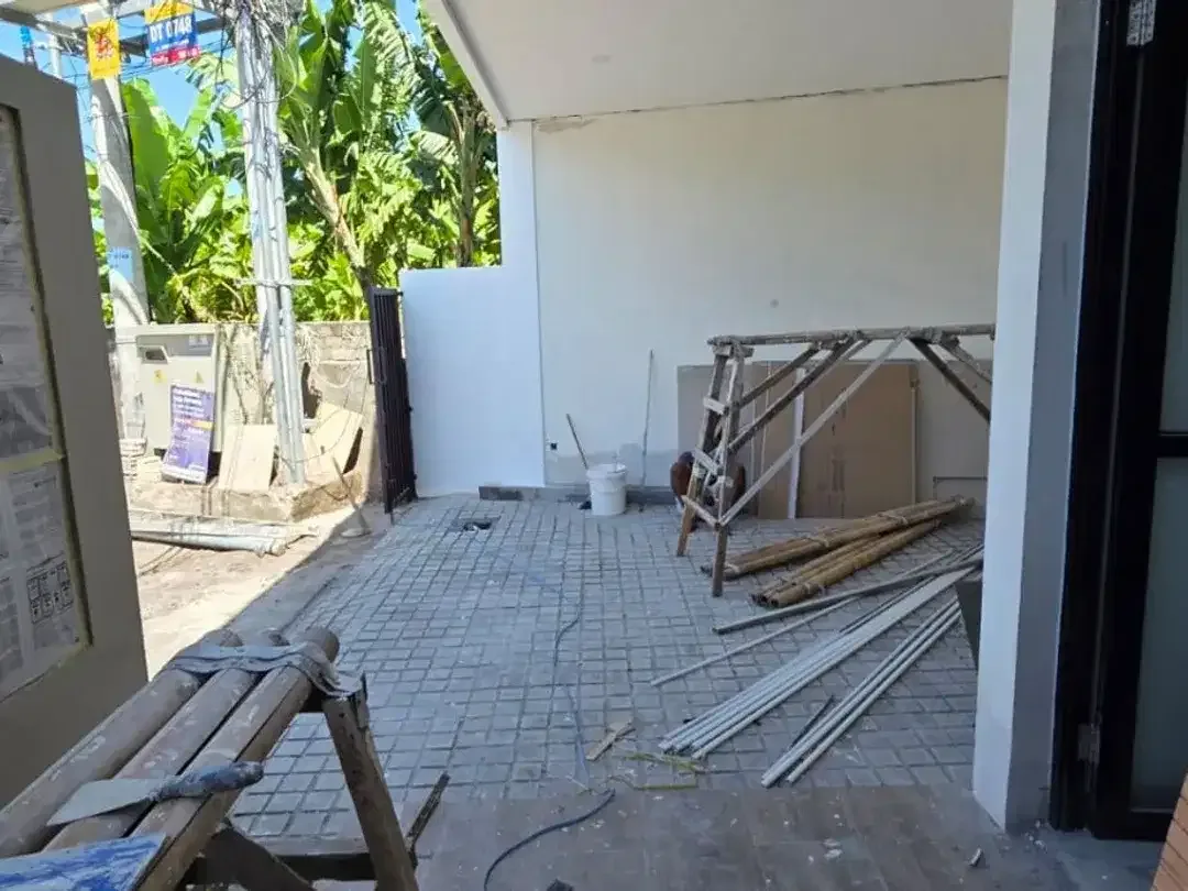 RUMAH BARU 2 LANTAI SIAP HUNI JL. GEMITIR KESIMAN DENPASAR BALI - Image 7 of 10