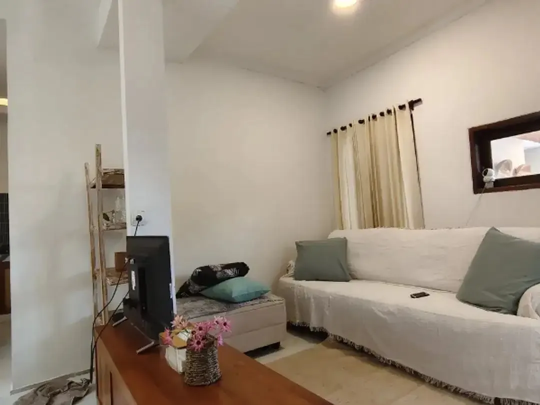 VILLA MODERN TROPIS DI PENGIASAN SANUR DENPASAR - Image 7 of 10