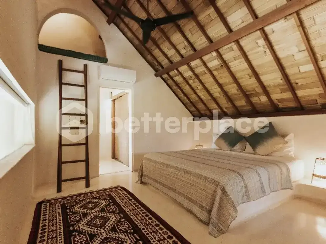 Freehold 4 Bedroom Seseh Villa Just 2 Minutes from the Beach – A Refined Investment Opportunity - Image 9 of 10