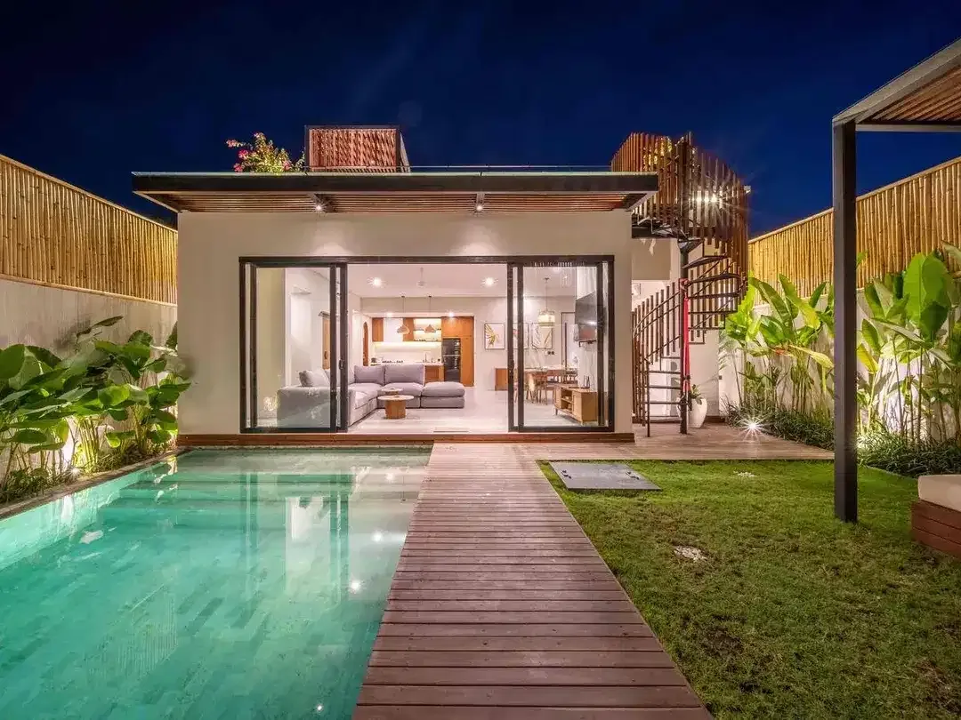 PREMIUM 4BR LUXURY VILLA BERAWA PERERENAN
Exclusive Luxury Villa Complex Turkish-Inspired Design - Image 4 of 10