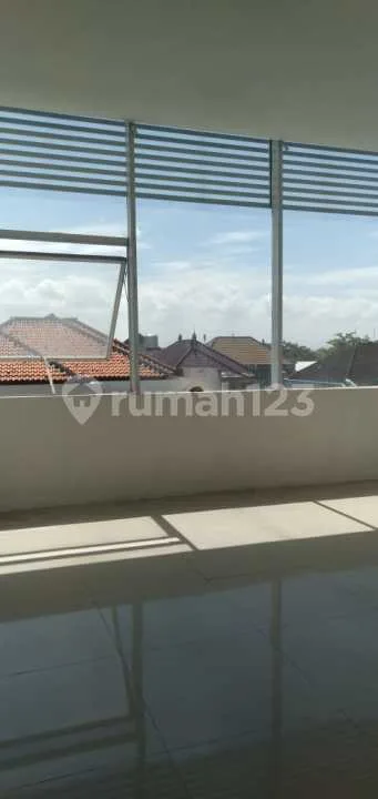 Disewakan/Dijual Rukonyaman - Strategis - Luas Jalan Didepan 6Mâ¹ - Image 4 of 4