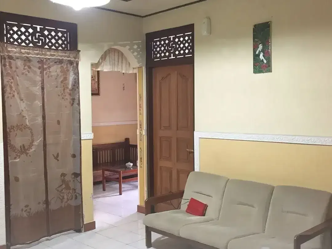 For Sale - Dijual Rumah 2 Lantai di Area Sempidi Badung. - Image 4 of 5