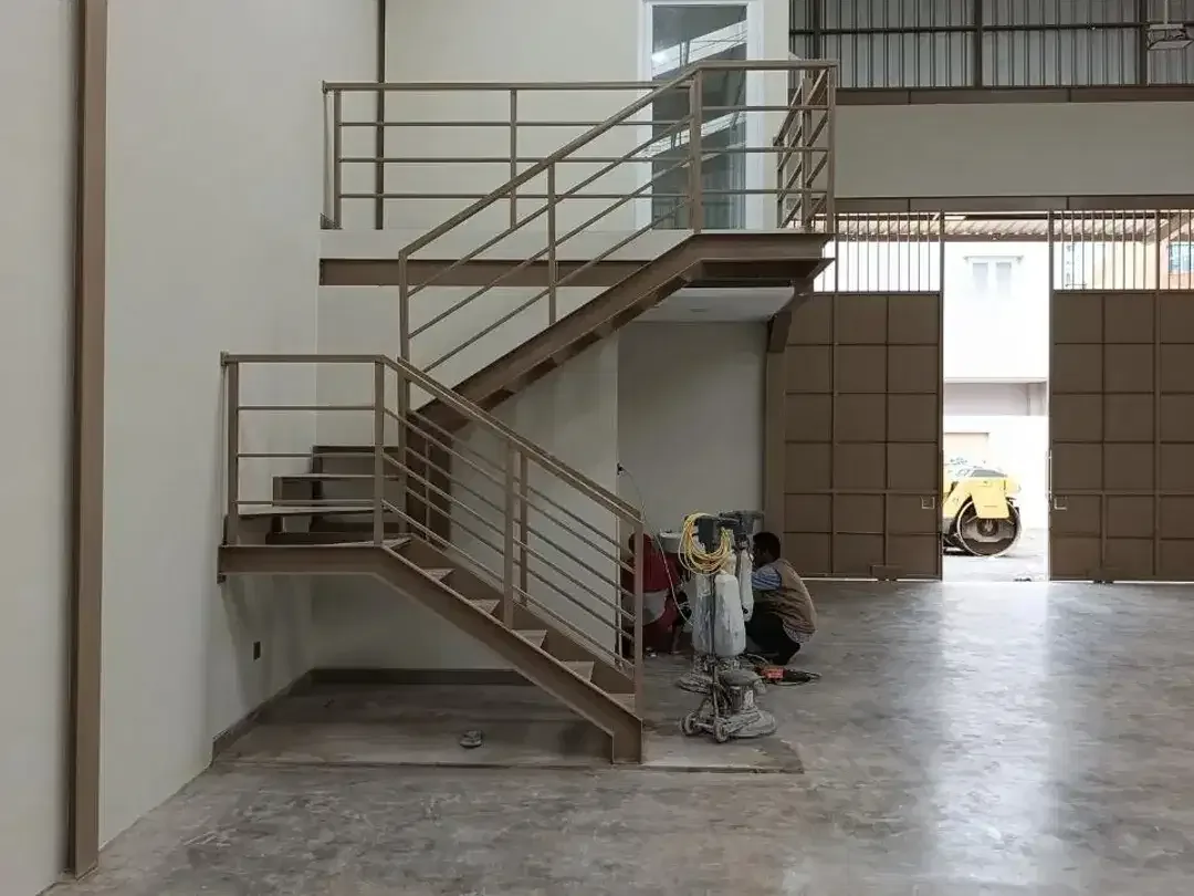 Sewa Gudang Premium Denpasar Barat – Akses Tronton, Kantor 2 Lantai - Image 3 of 5
