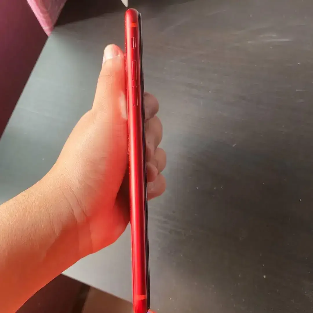 Iphone 8Plus 64Gb fulset kondisi sangat bagus istimewa - Image 4 of 5