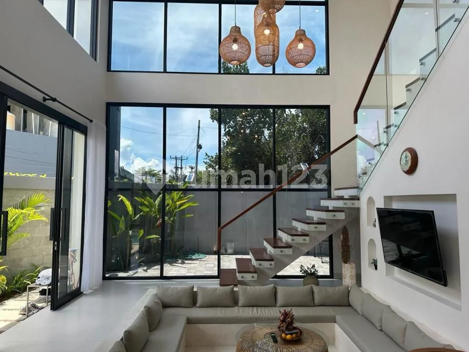 Dijual Villa La Canggu Dekat Pepito dan Soma Fight Club, Bali - Image 1 of 4