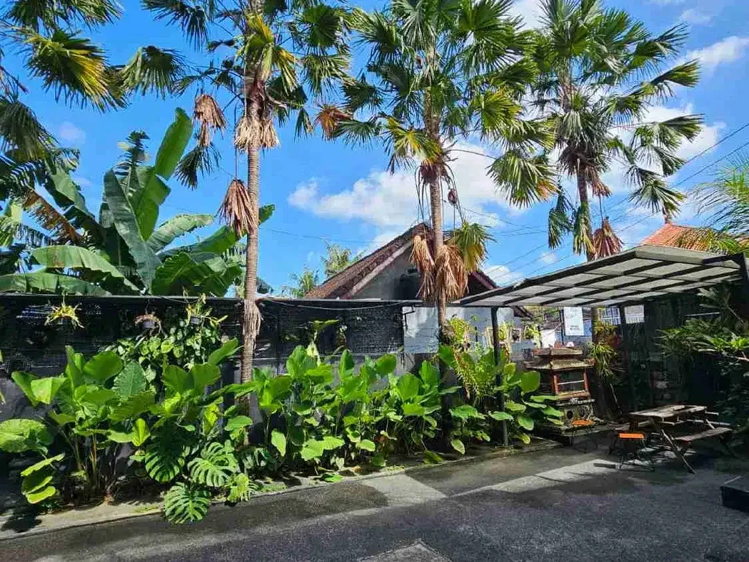 villa dan rumah  sangat cocok untuk tempat tinggal dan  investasi - Image 8 of 10