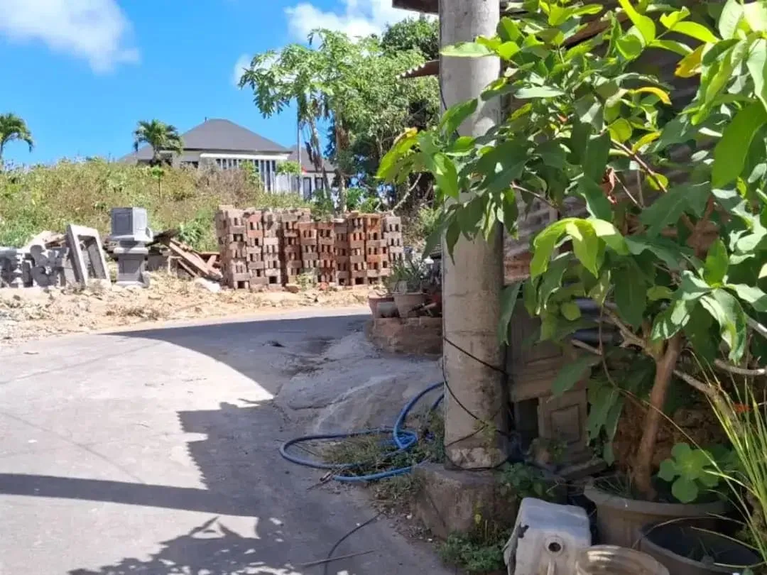 Dijual Tanah Lokasi Strategis di Raya Uluwatu,Jimbaran - Bali - Image 5 of 6