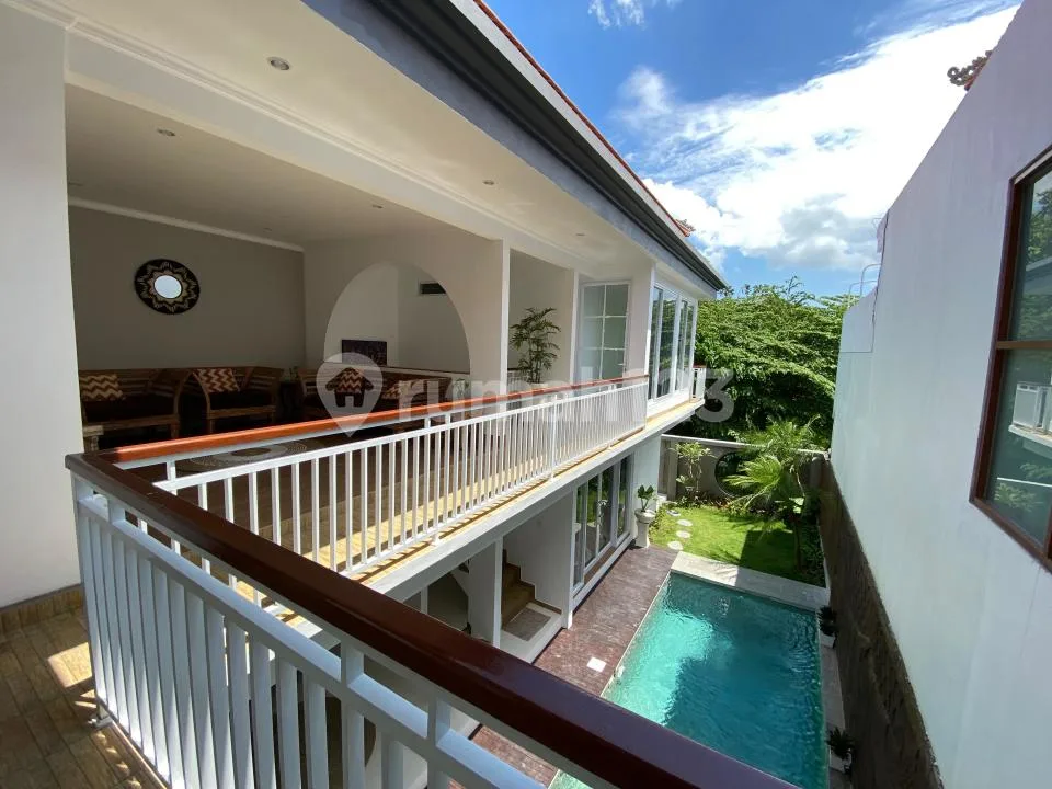 Villa Cantik 3 Kamar di Canggu dan Dekat Umalas Furnished - Image 1 of 4