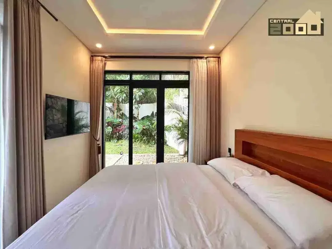 Luxury Villa Nusa Dua – Private Pool, Garden & Gated Complex - Image 8 of 10